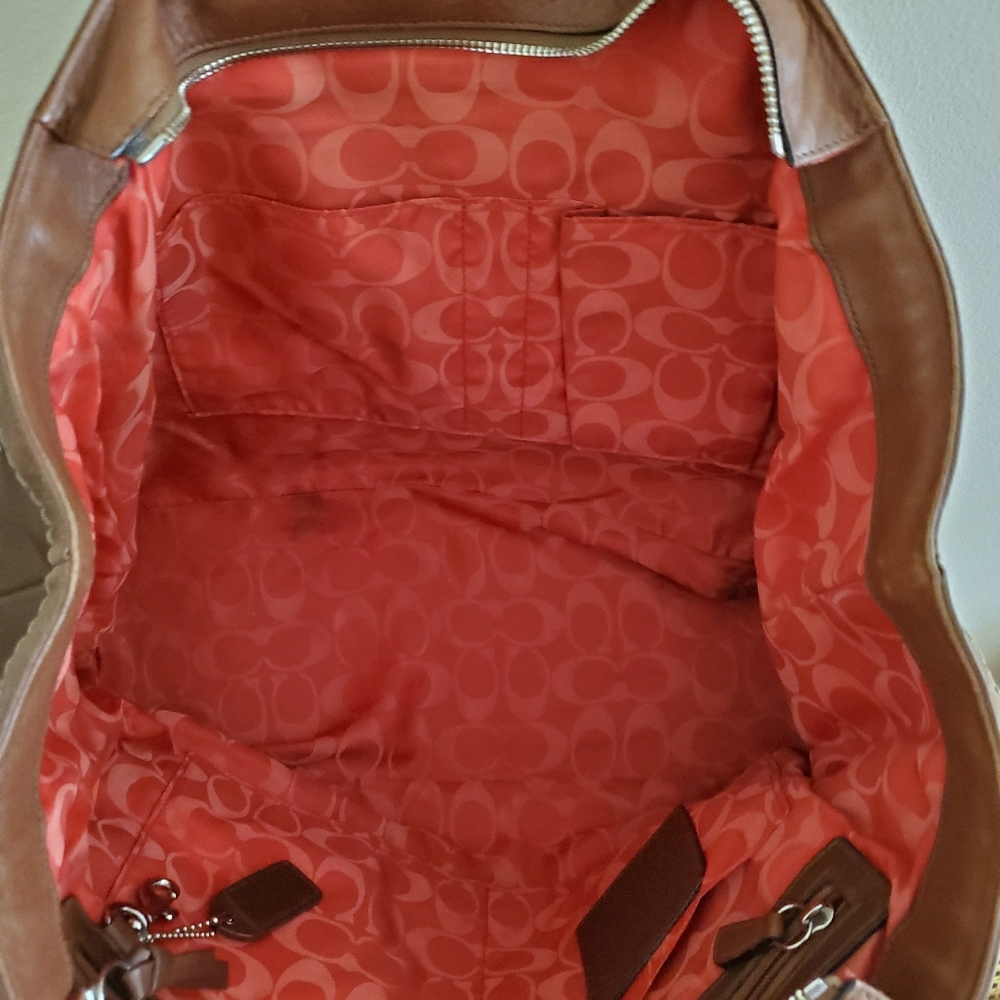 Coach Whiskey Leather XL Tote - E05S 5138 - Picture 8 of 11